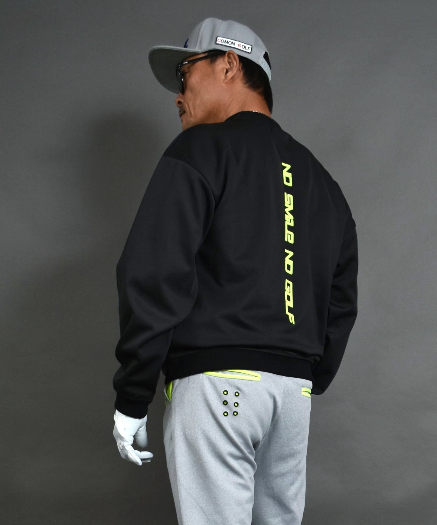 バックロゴ入りポンチ素材長袖モックネックゴルフプルオーバー(CG-LT4019)