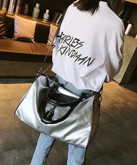 スーツケースに掛けられるキャリーオン2WAYボストンバッグ(CG-AB51101)