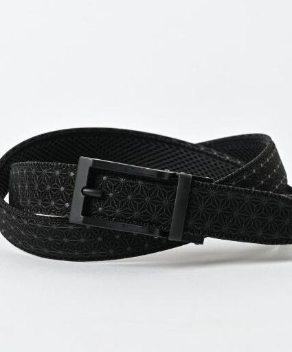 あのコラントッテとコラボ！ カーボネイトバックルで超軽量 腰痛緩和磁気ベルト(TW-CWCO4)