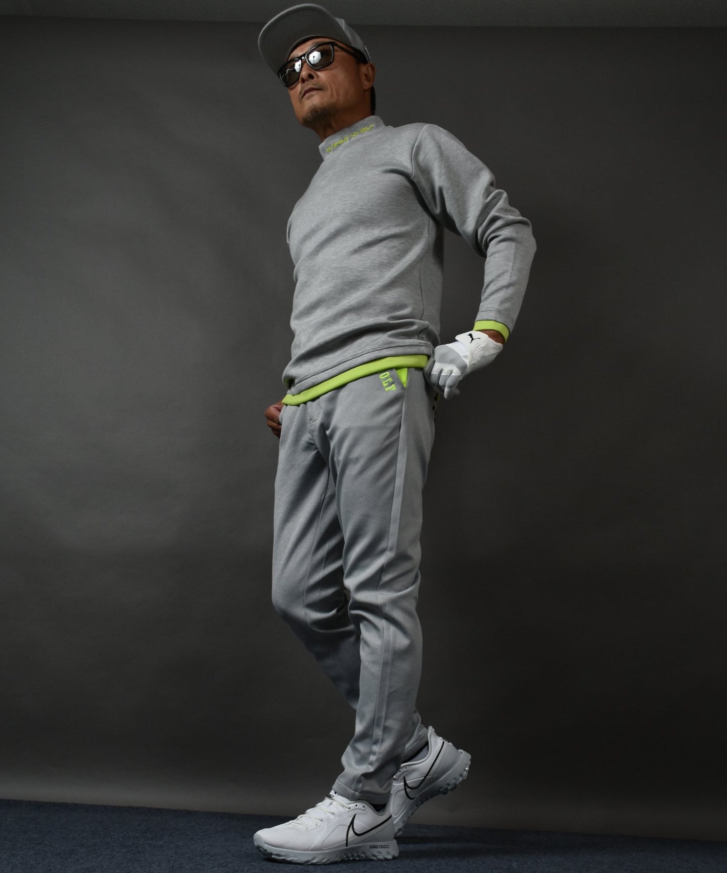 ポンチ素材 長袖モックネック&テーパードゴルフパンツ セットアップ(CG-SET4013A)