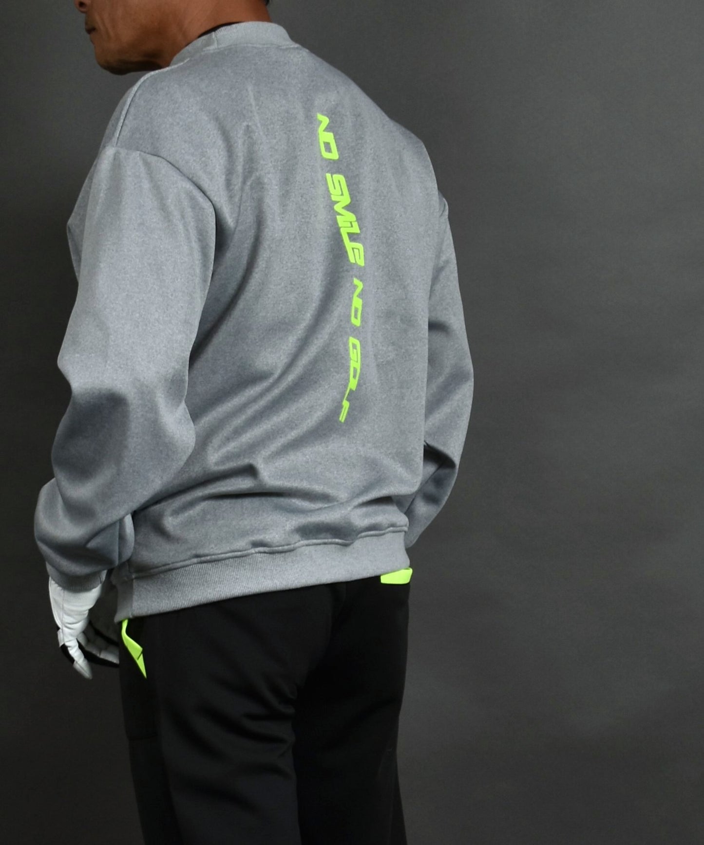 バックロゴ入りポンチ素材長袖モックネックゴルフプルオーバー(CG-LT4019)