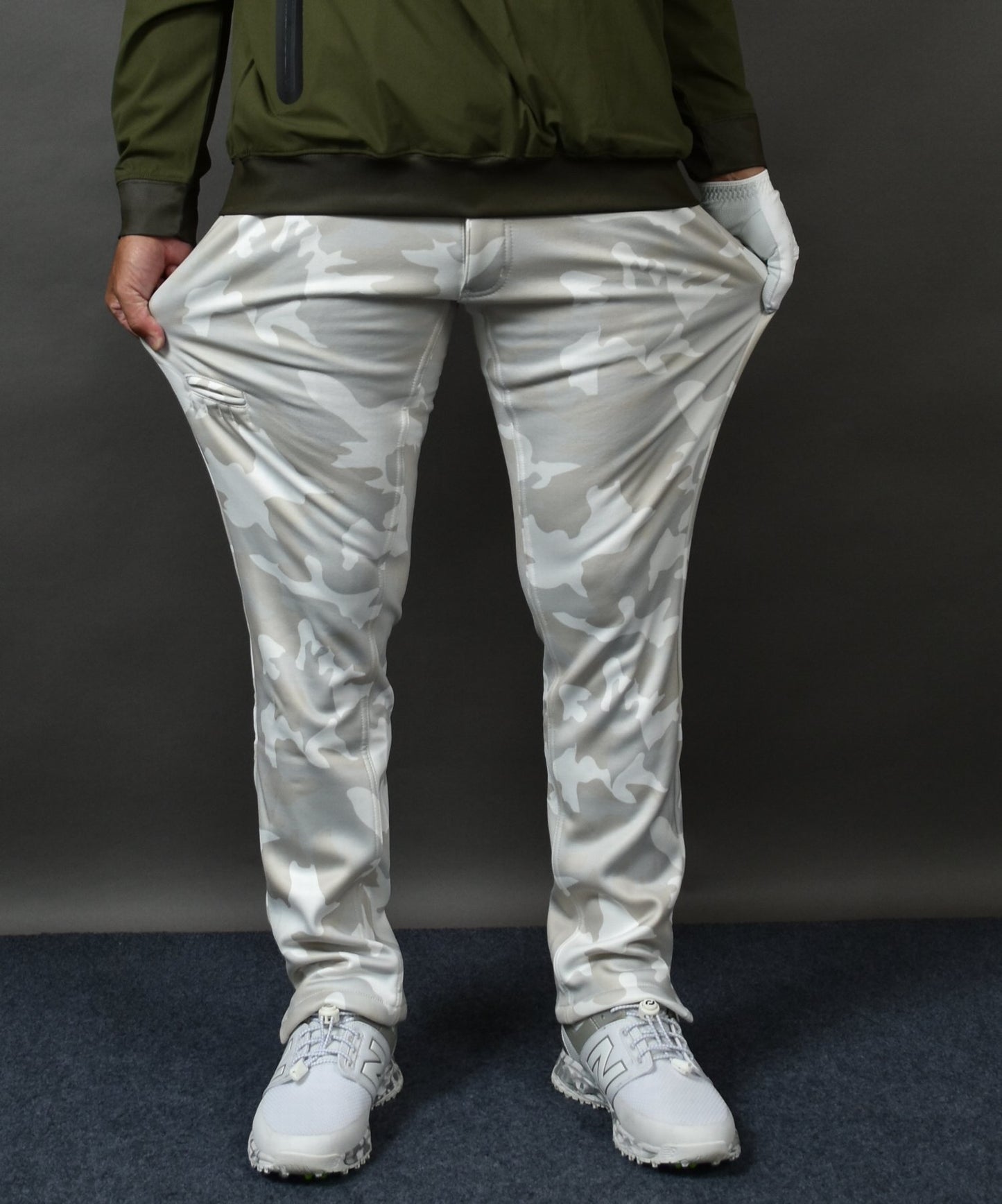 裏フリースボンディングウエストゴム入り総柄ゴルフパンツ(CG-A21033)