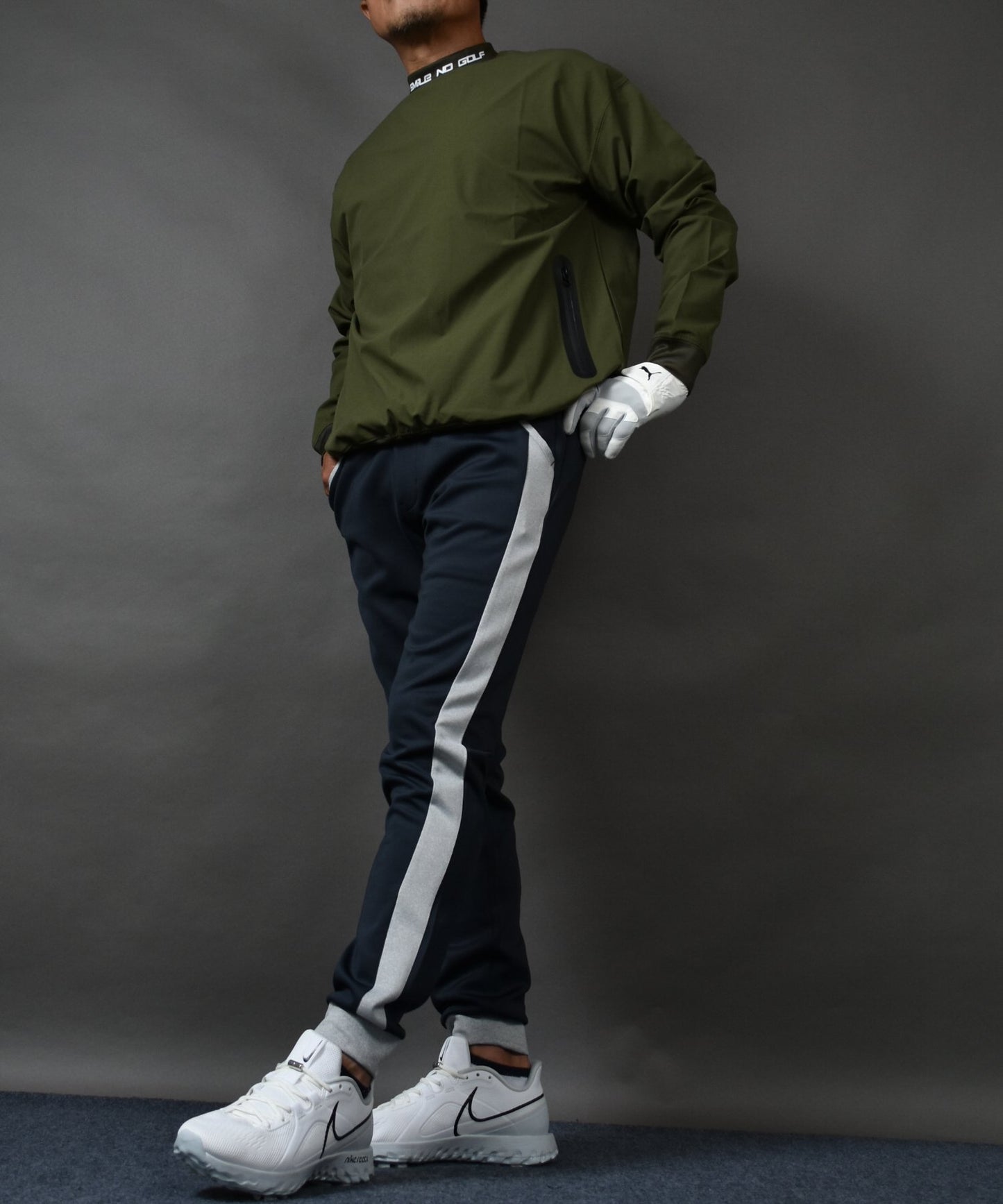 ポンチ素材サイドライン入りジョガーパンツ(CG-21001ST)