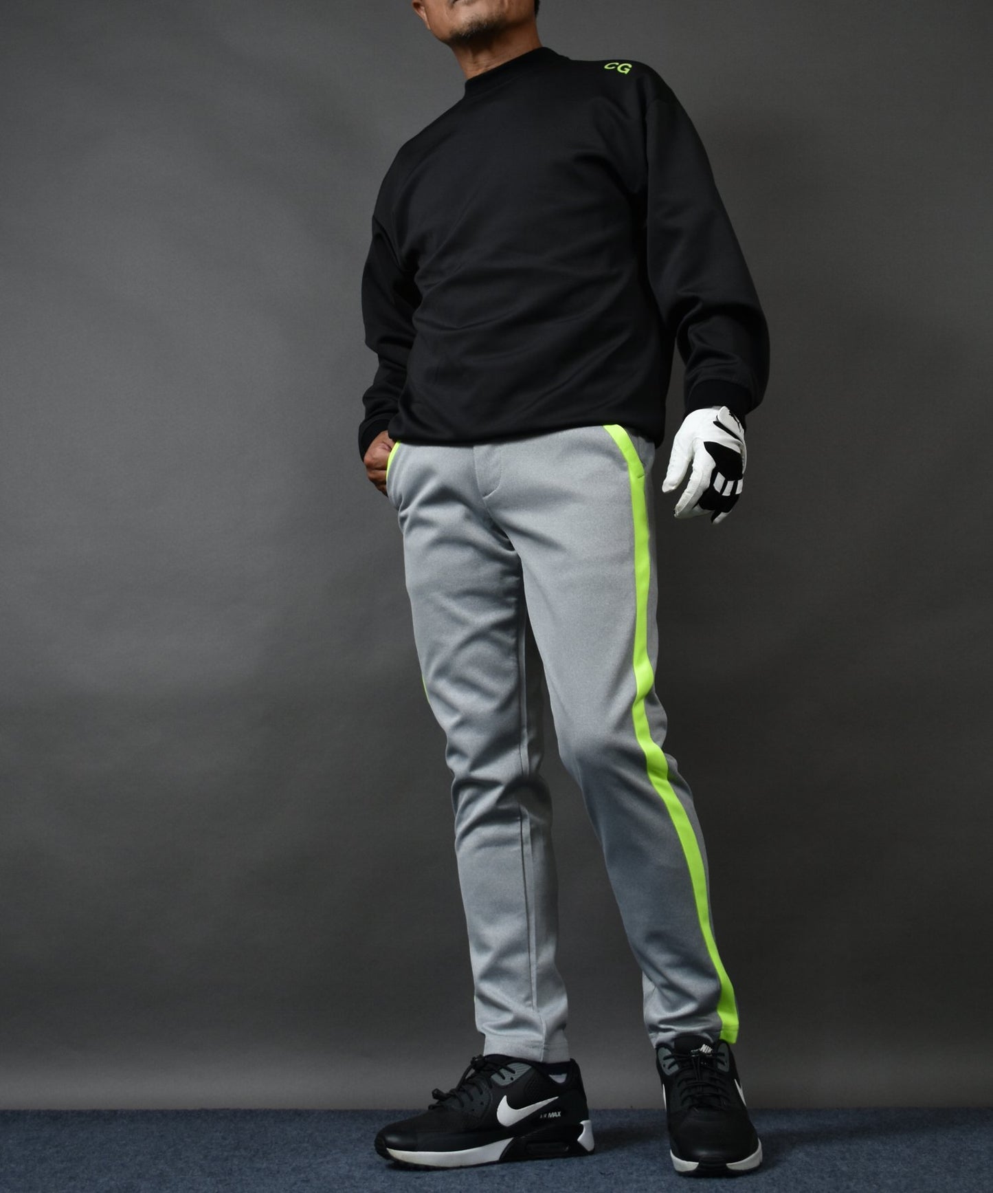 ポンチ素材ライン入りテーパードゴルフパンツ(CG-21013ST)