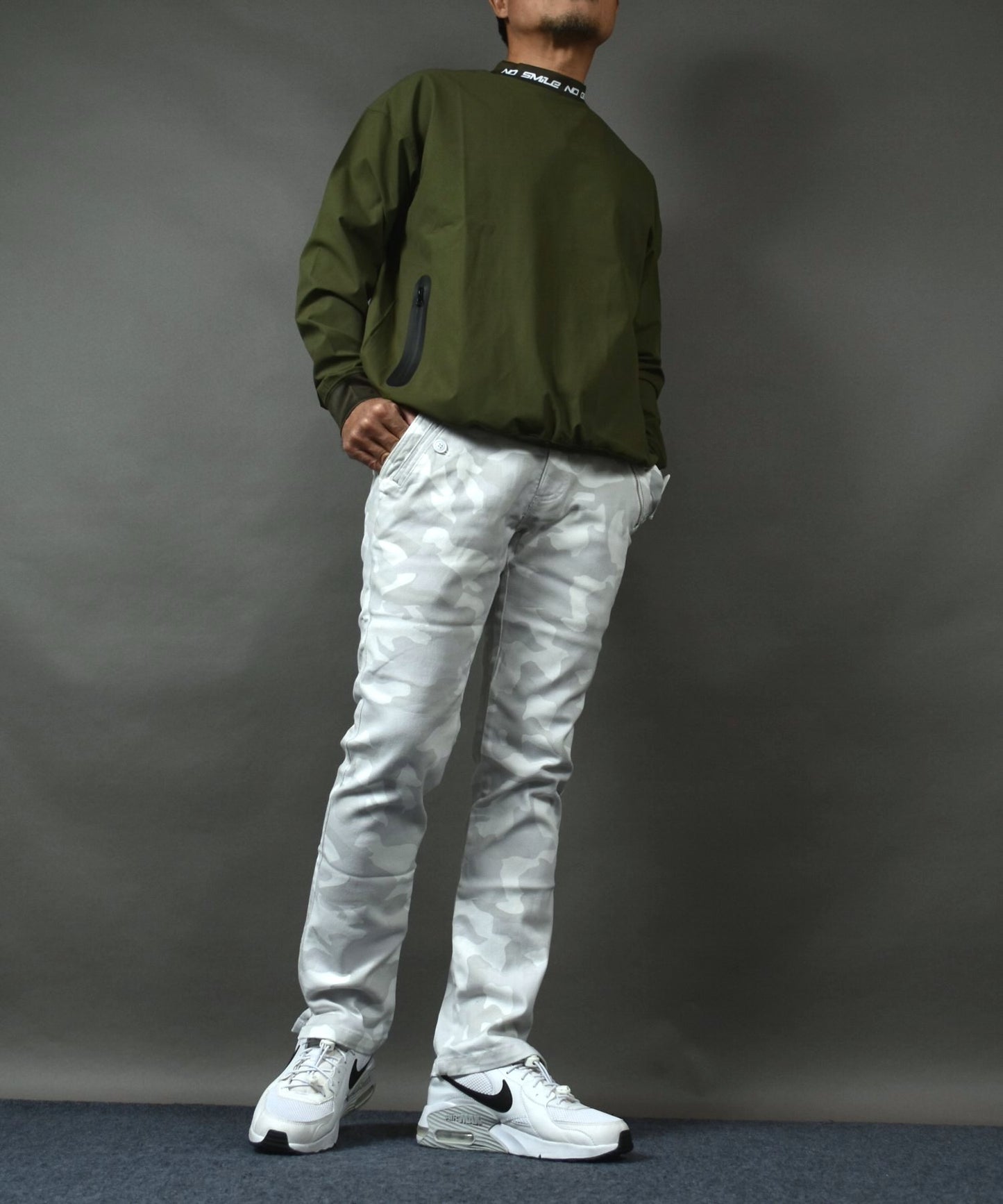 丈夫なカツラギストレッチ素材 美脚総柄ゴルフパンツ(CG-NF1702)